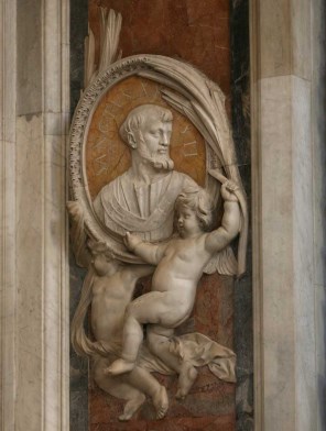 교황 성 식스토 2세_in the Basilica of St Peter in Vatican City.jpg